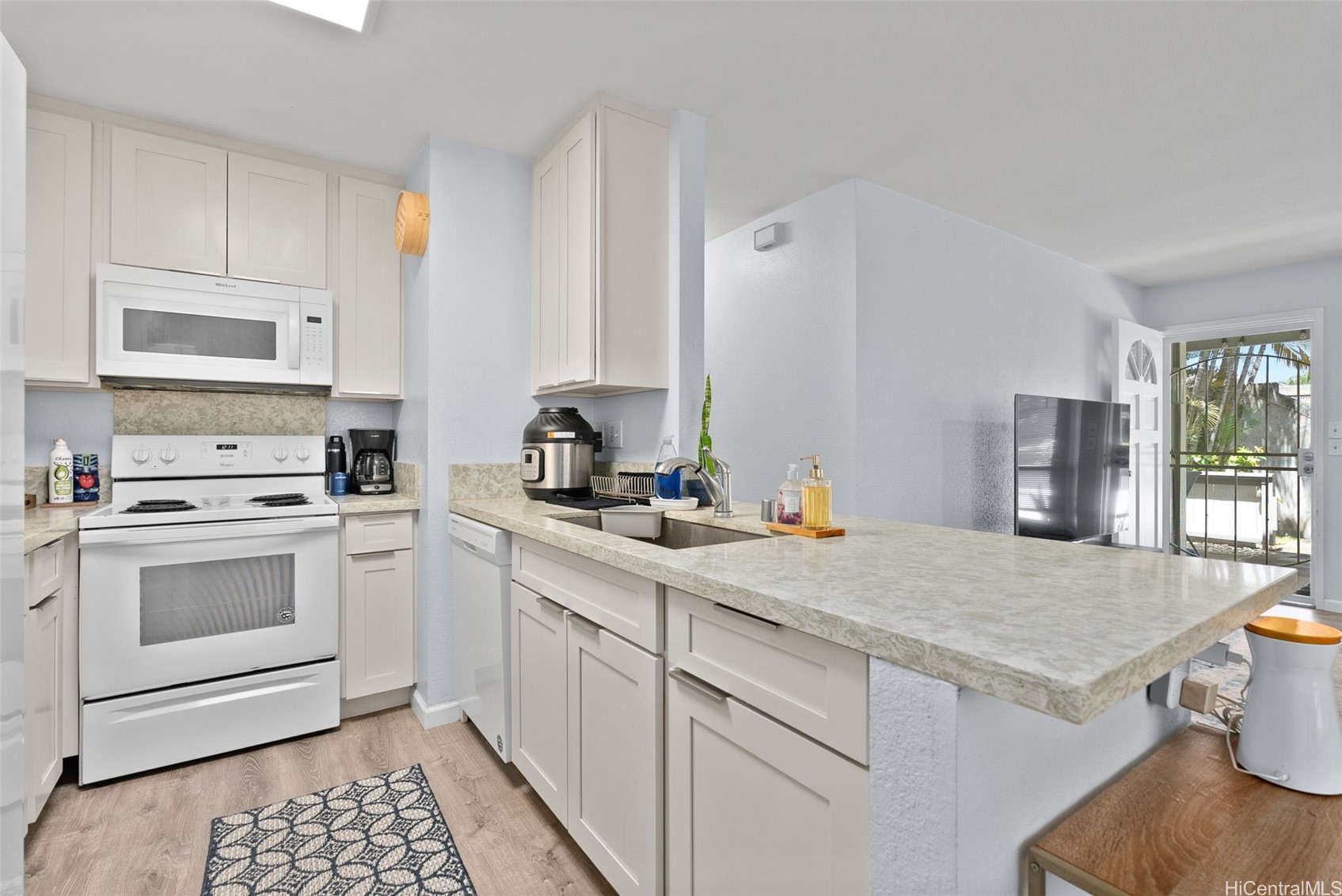 516 Mananai Place 15a Property Photo 6