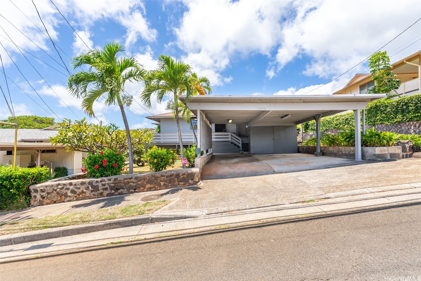 1568 Halekoa Drive Property Photo 1