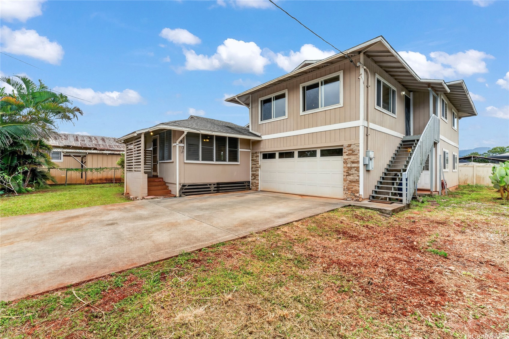 371 Mala Street Property Photo 1