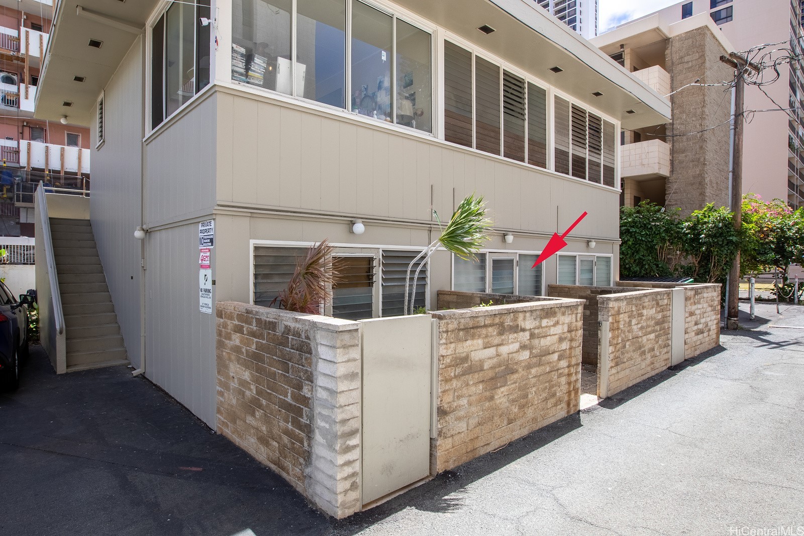 2517 Ala Wai Boulevard Property Photo 6