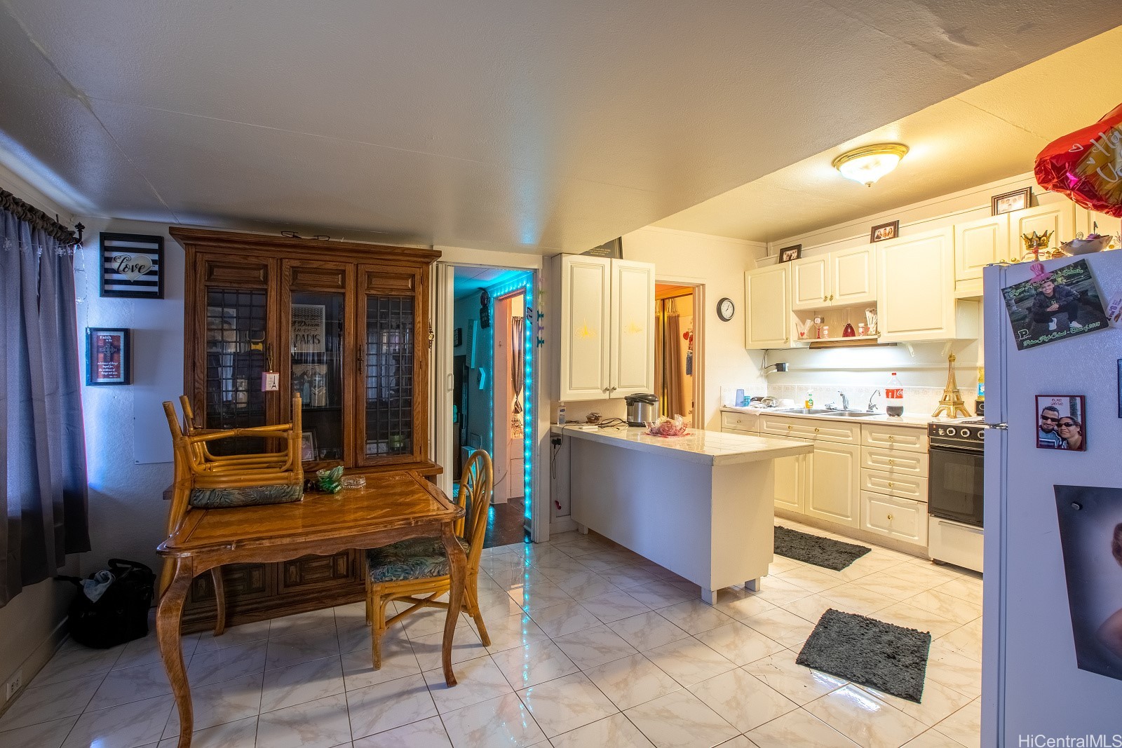 2517 Ala Wai Boulevard Property Photo 14