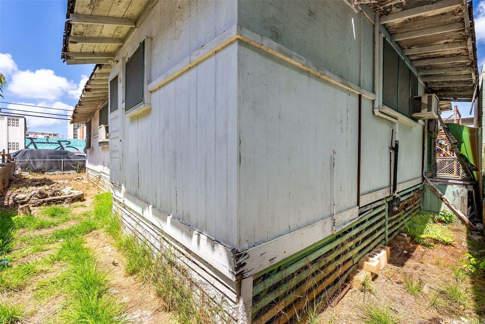 2130 Young Street Property Photo 4