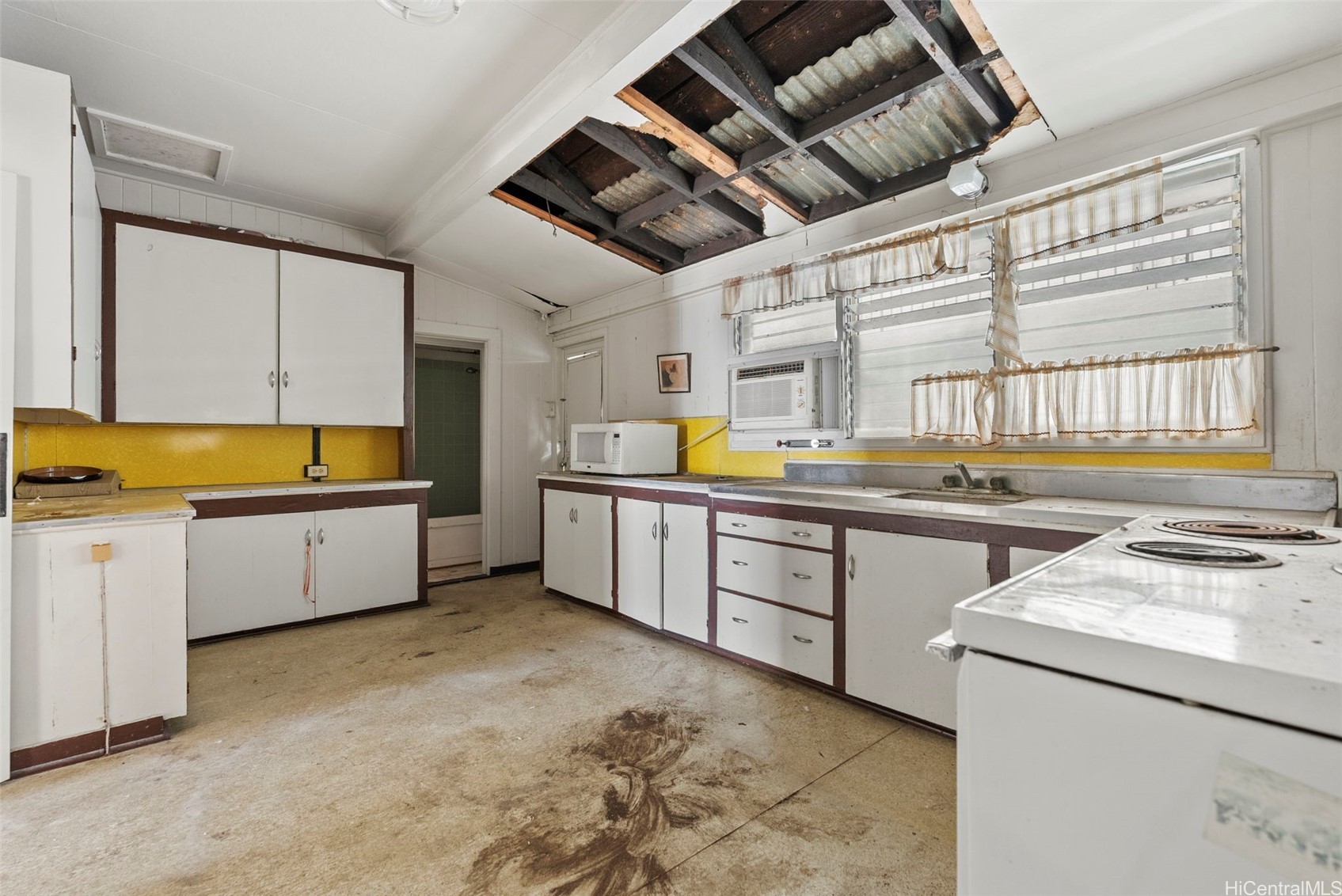 2130 Young Street Property Photo 12