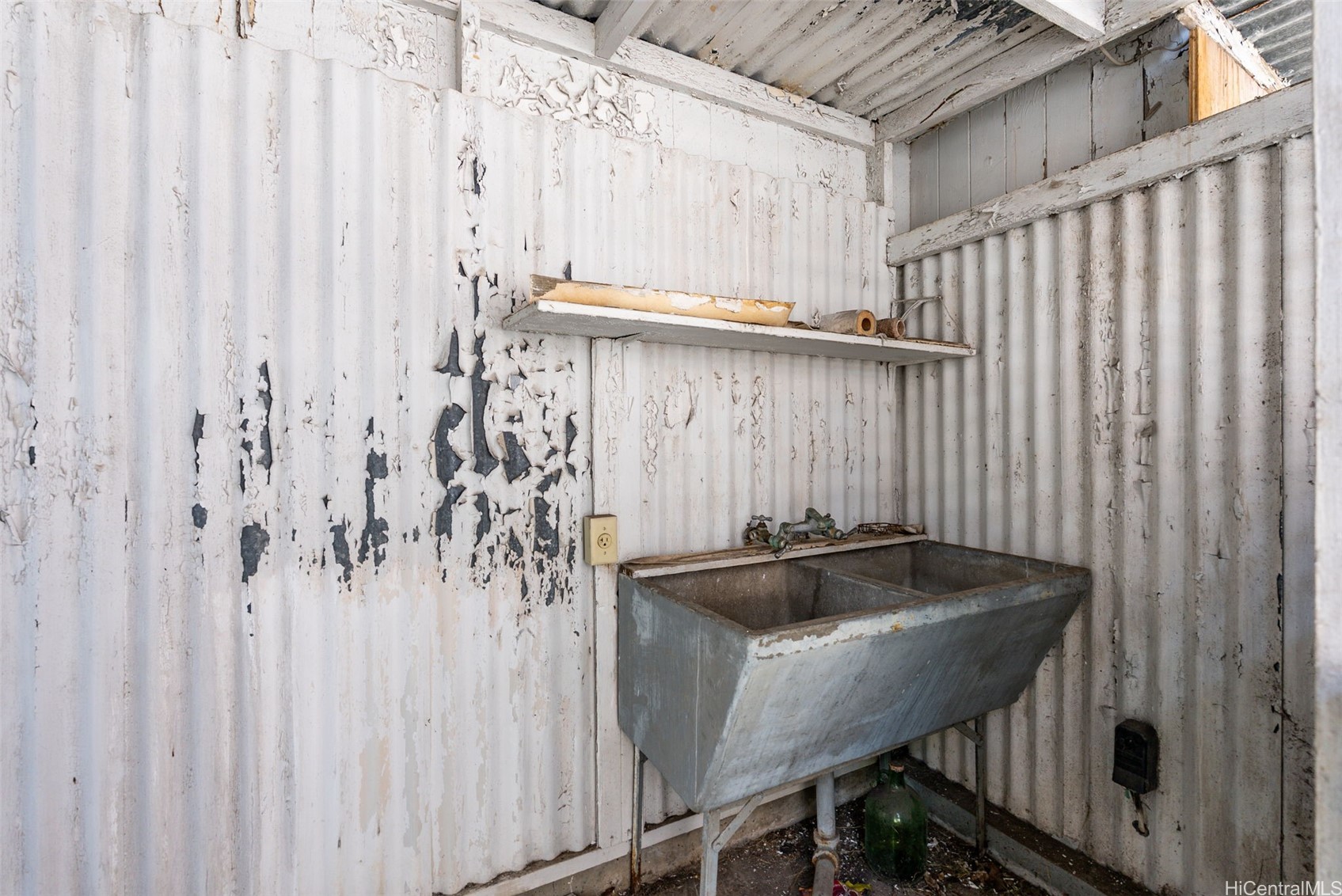 2130 Young Street Property Photo 8