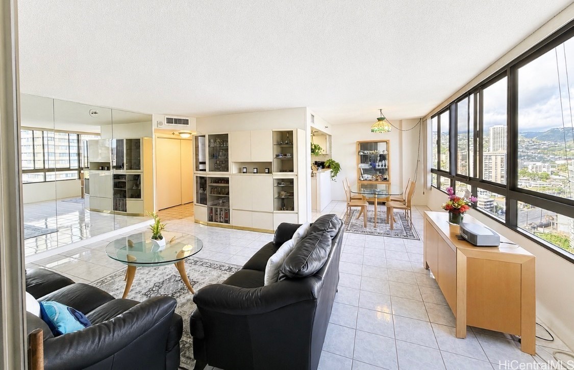 2499 Kapiolani Boulevard 2109 Property Photo 6