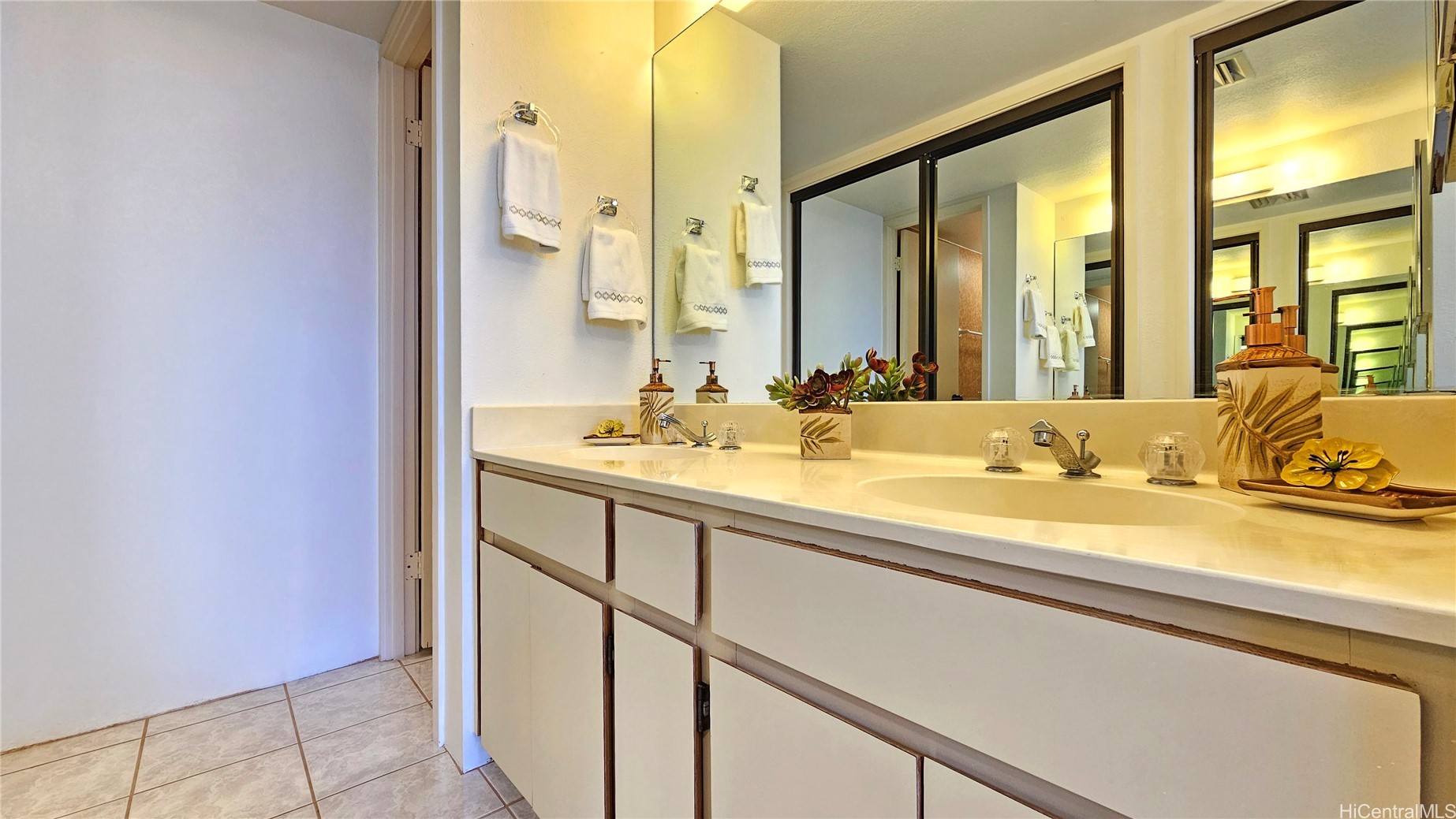 2499 Kapiolani Boulevard 2109 Property Photo 10