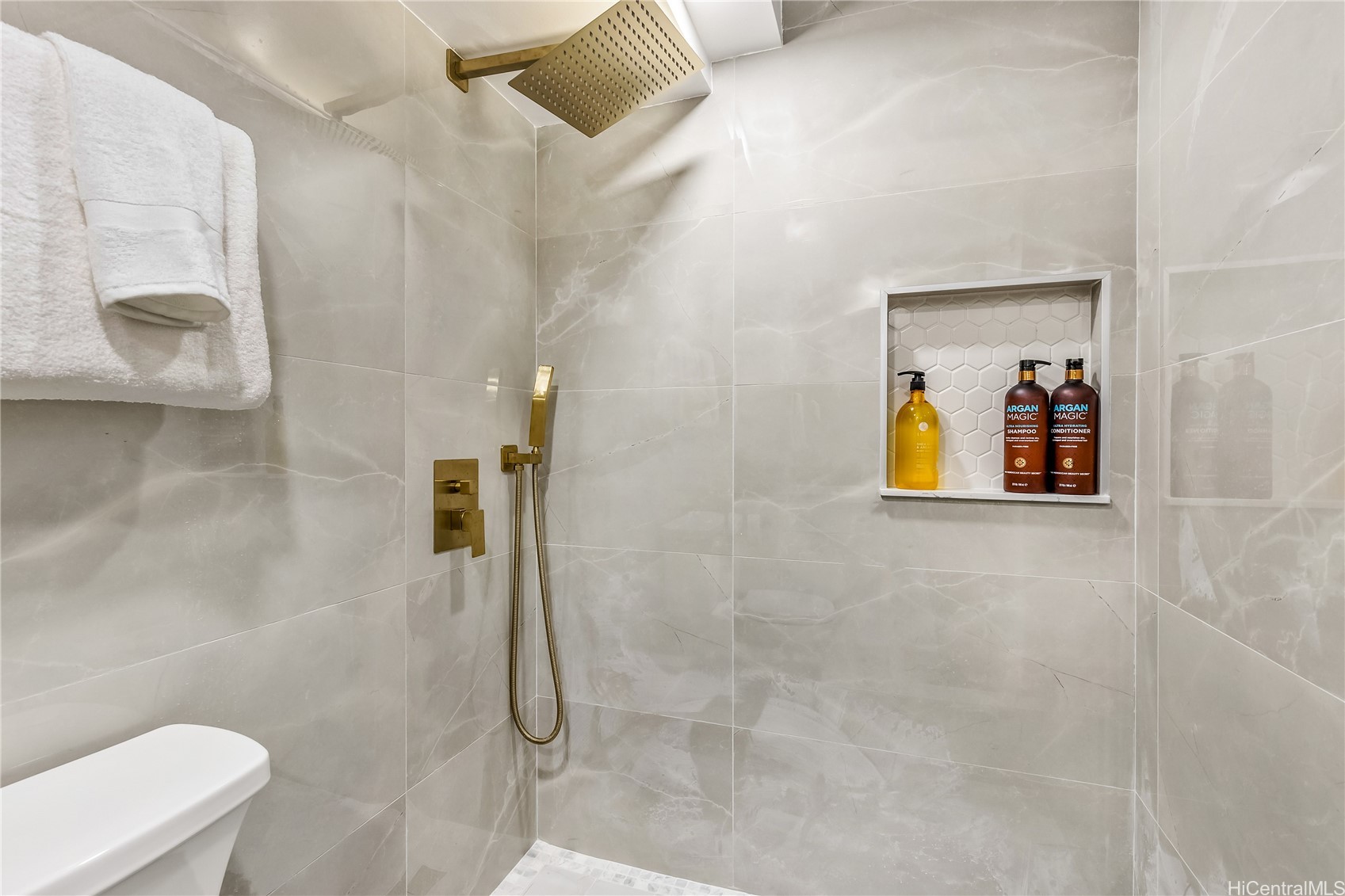 445 Seaside Avenue 2711 Property Photo 8