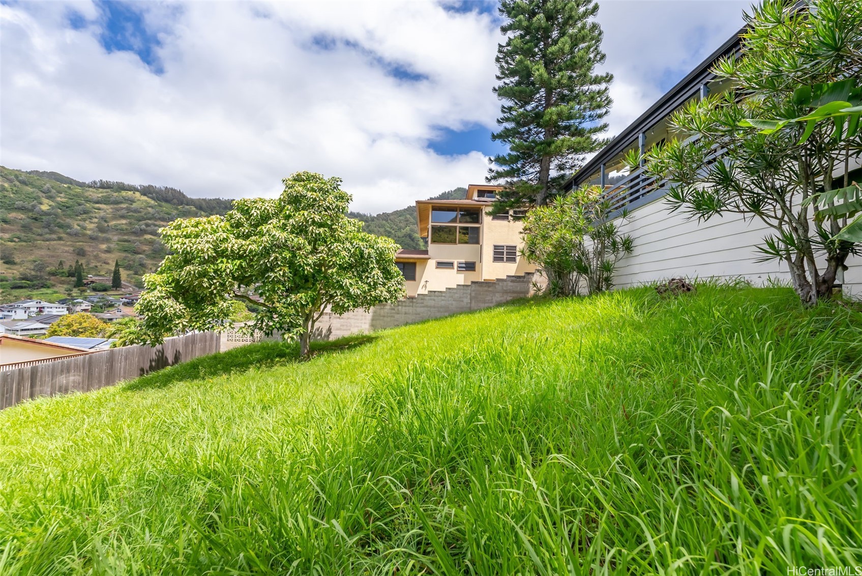 864 Nana Honua Street Property Photo 21