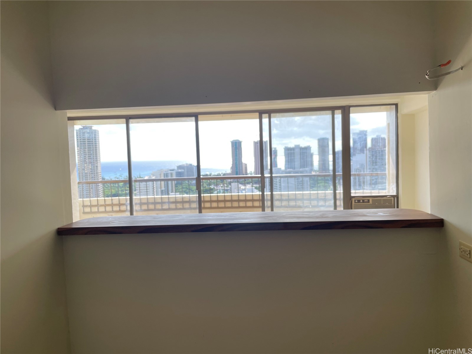 2333 Kapiolani Boulevard 2710 Property Photo 8