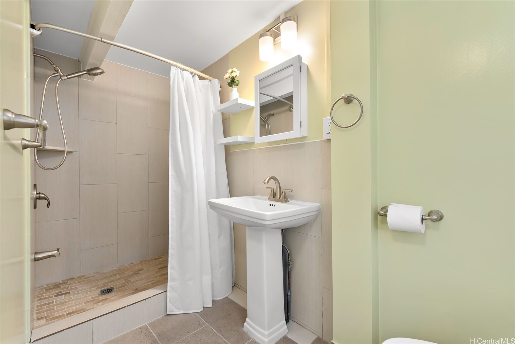 2145 Malino Place Property Photo 15