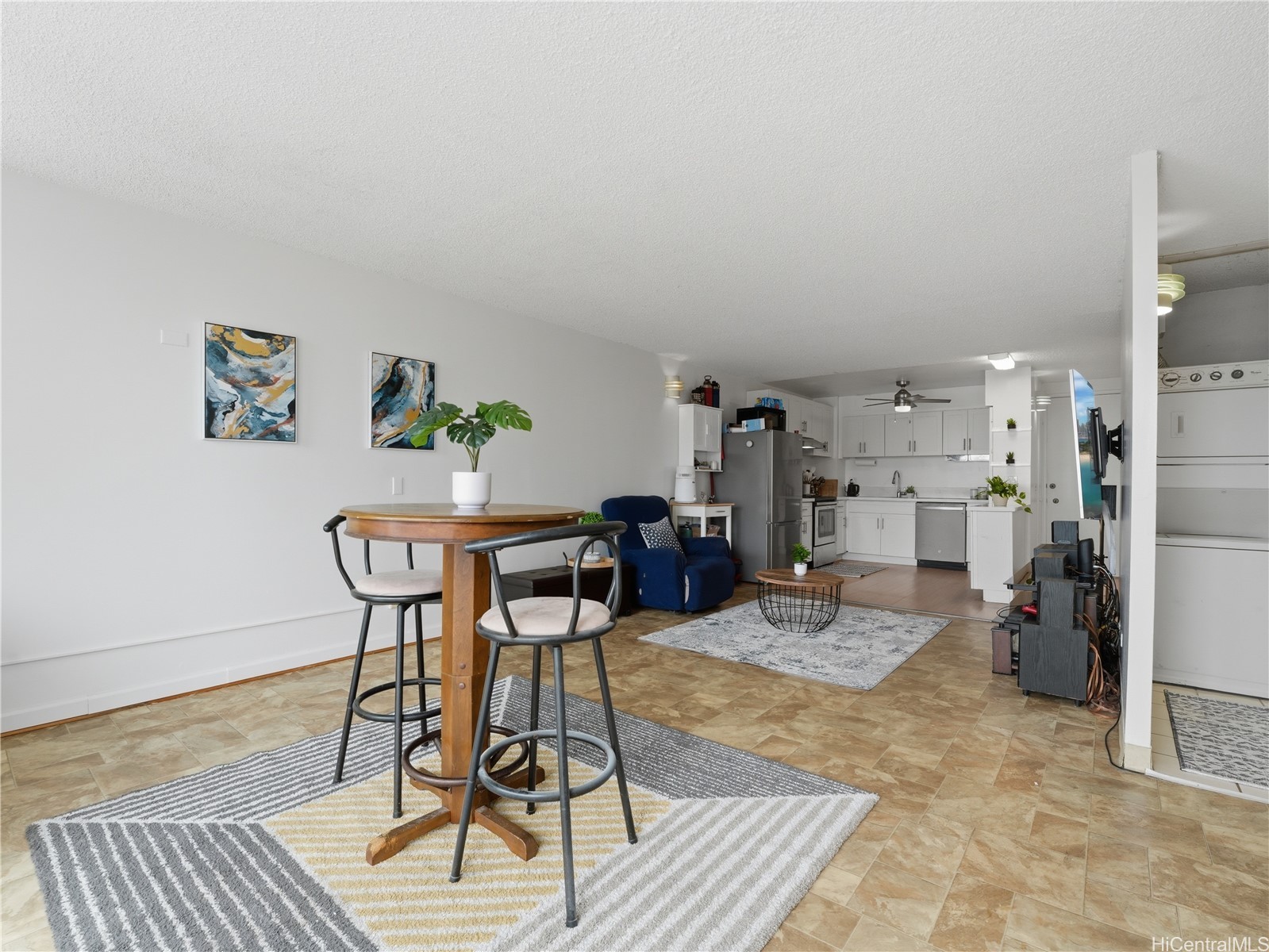 2474 Kapiolani Boulevard 1002 Property Photo 8
