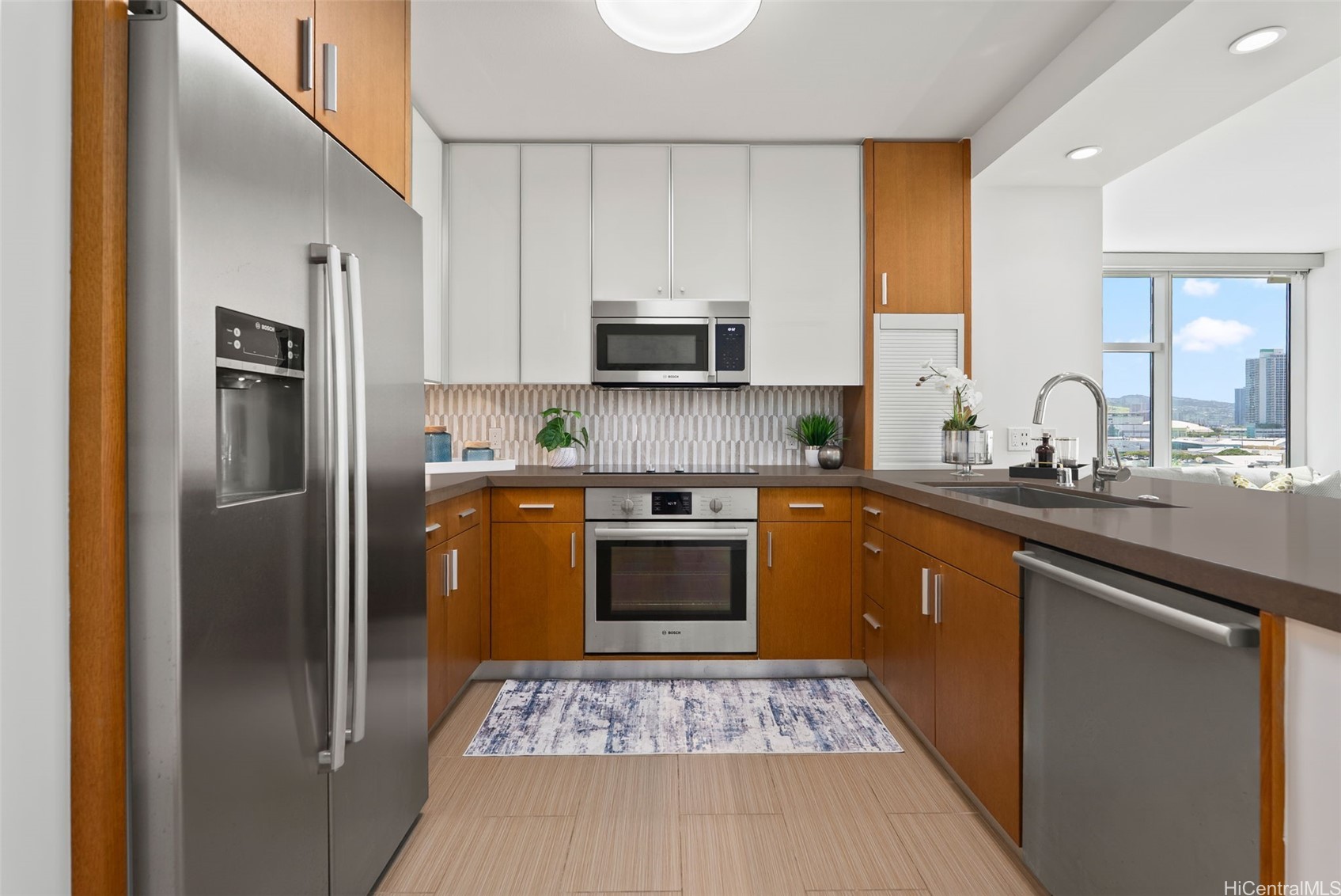 600 Ala Moana Boulevard 607 Property Photo 9