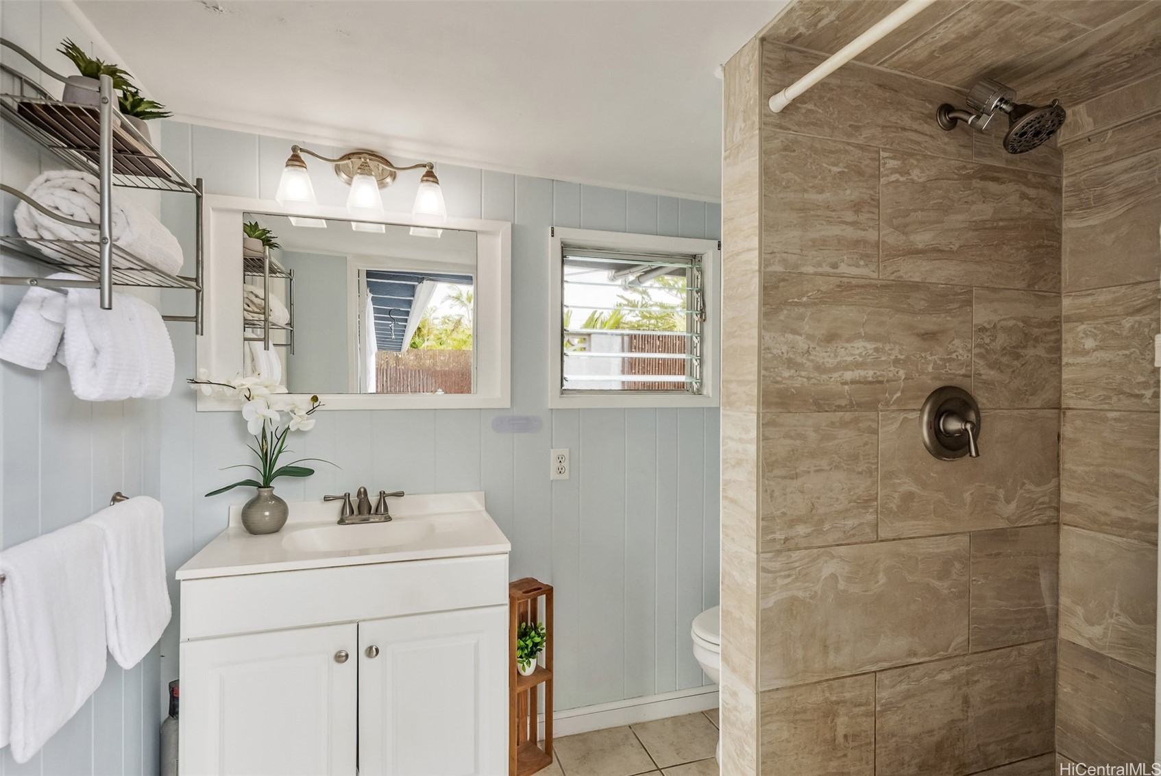 559 Iana Street Property Photo 11