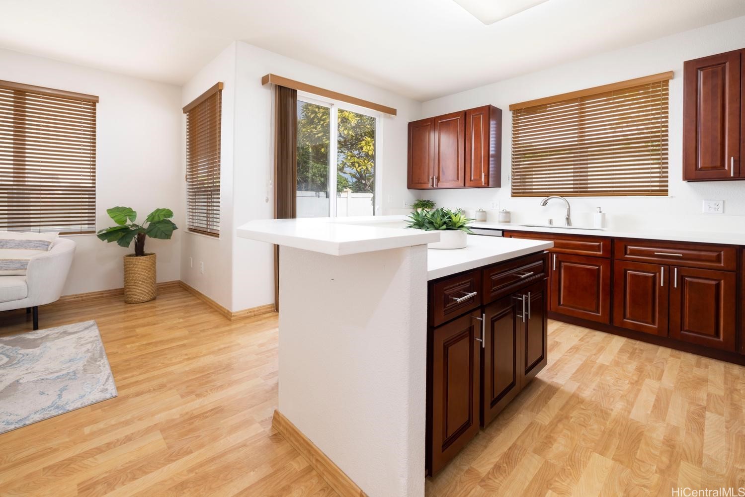 91-1066 Lanakoi Street Property Photo 6