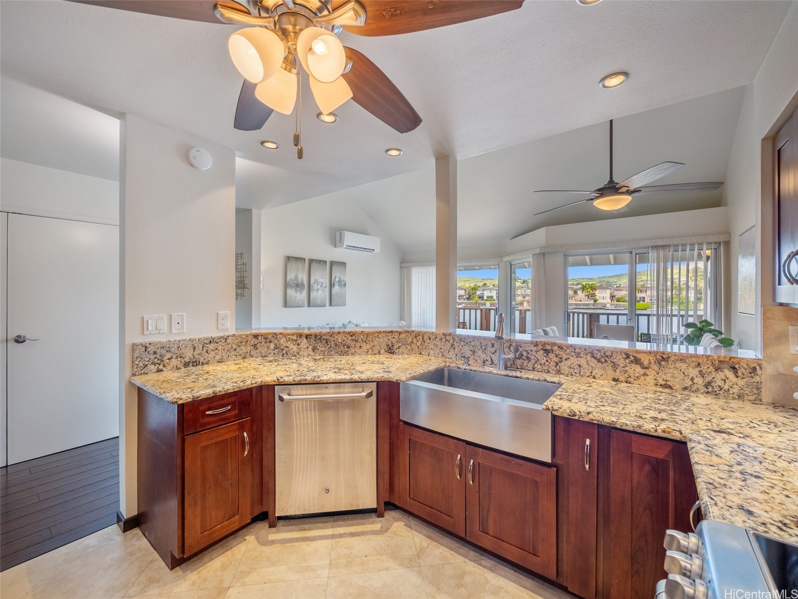 7007 Hawaii Kai Drive C23 Property Photo 9