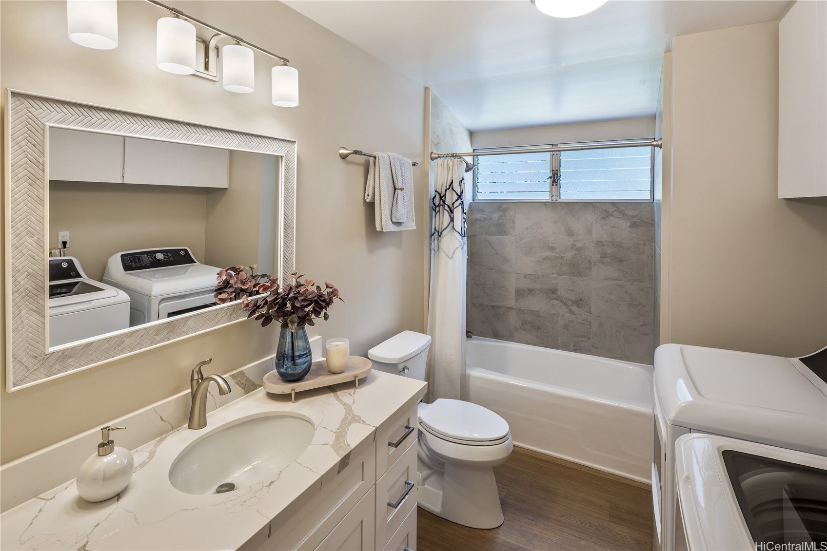 1541 Laukahi Street Property Photo 16