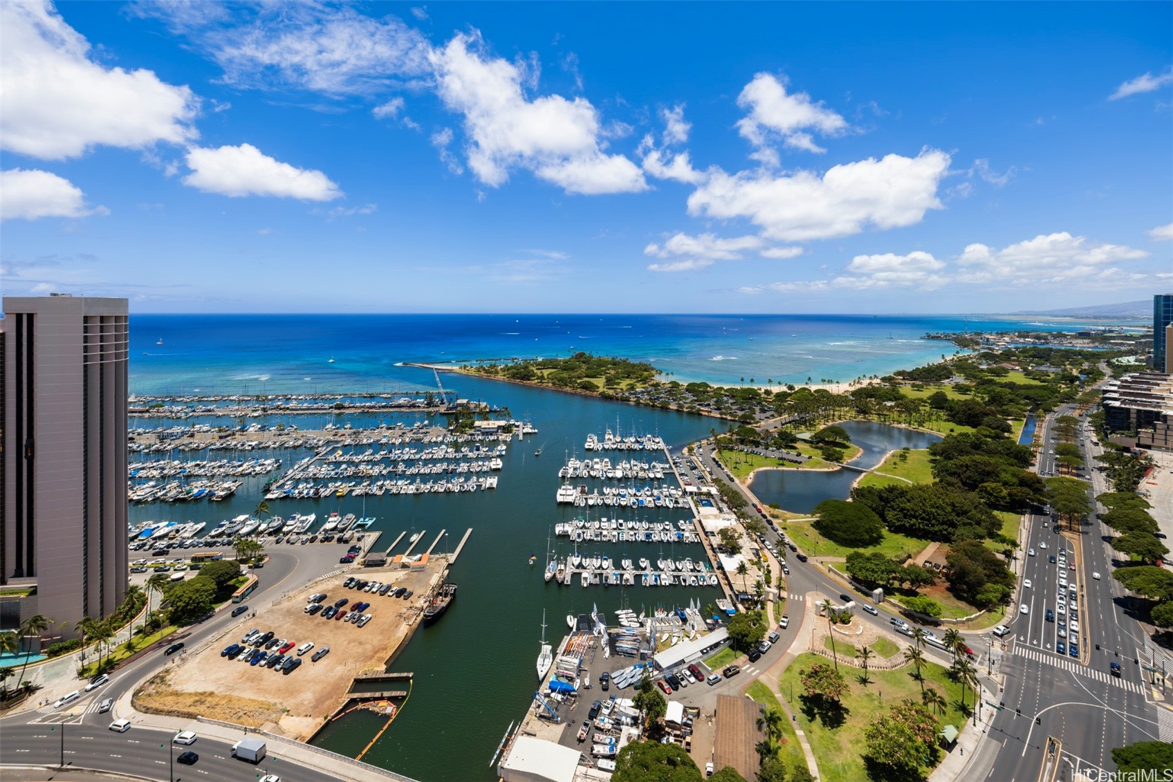 1650 Ala Moana Boulevard Ph4105 Property Photo 3