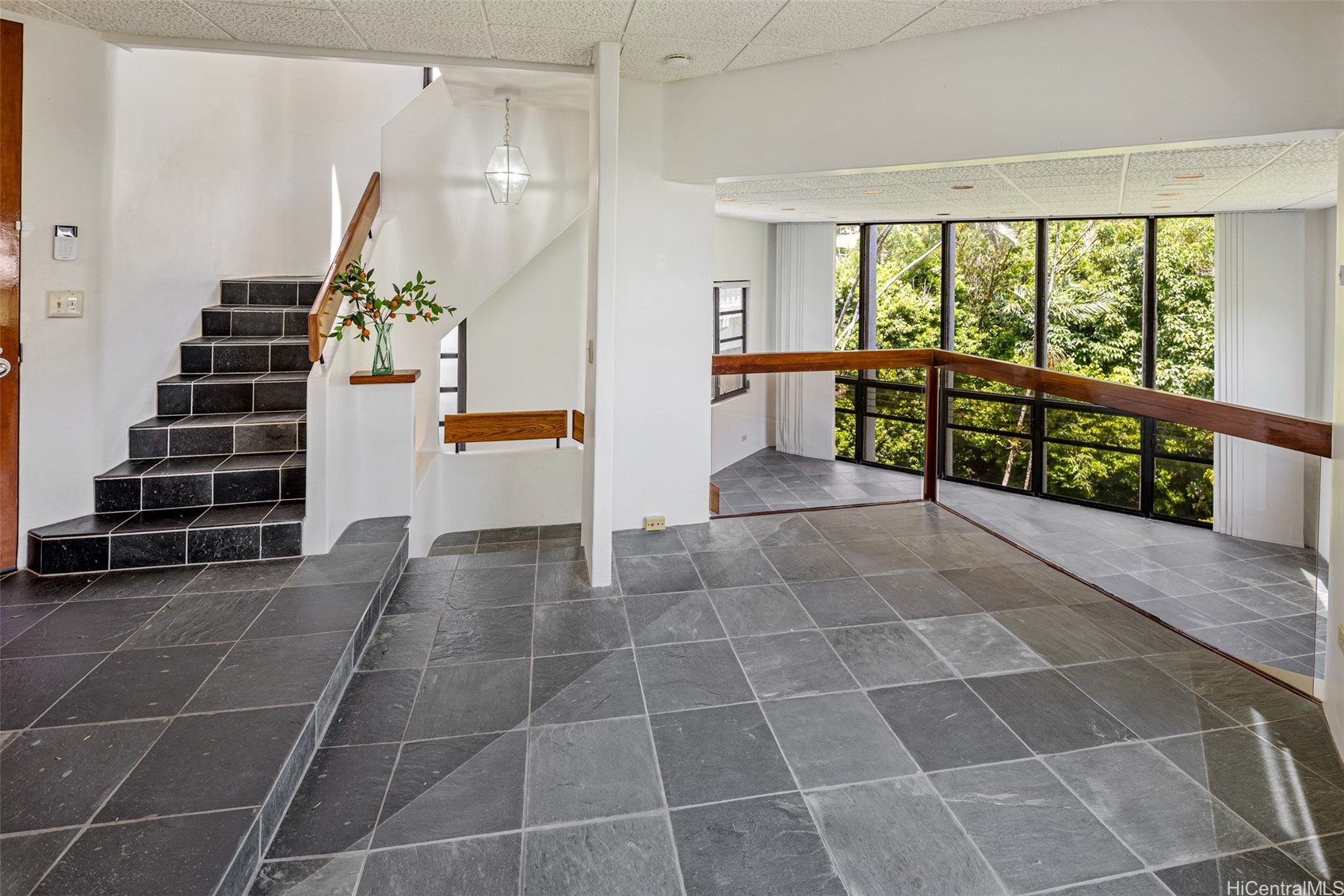 1 Kimo Drive Property Photo 4