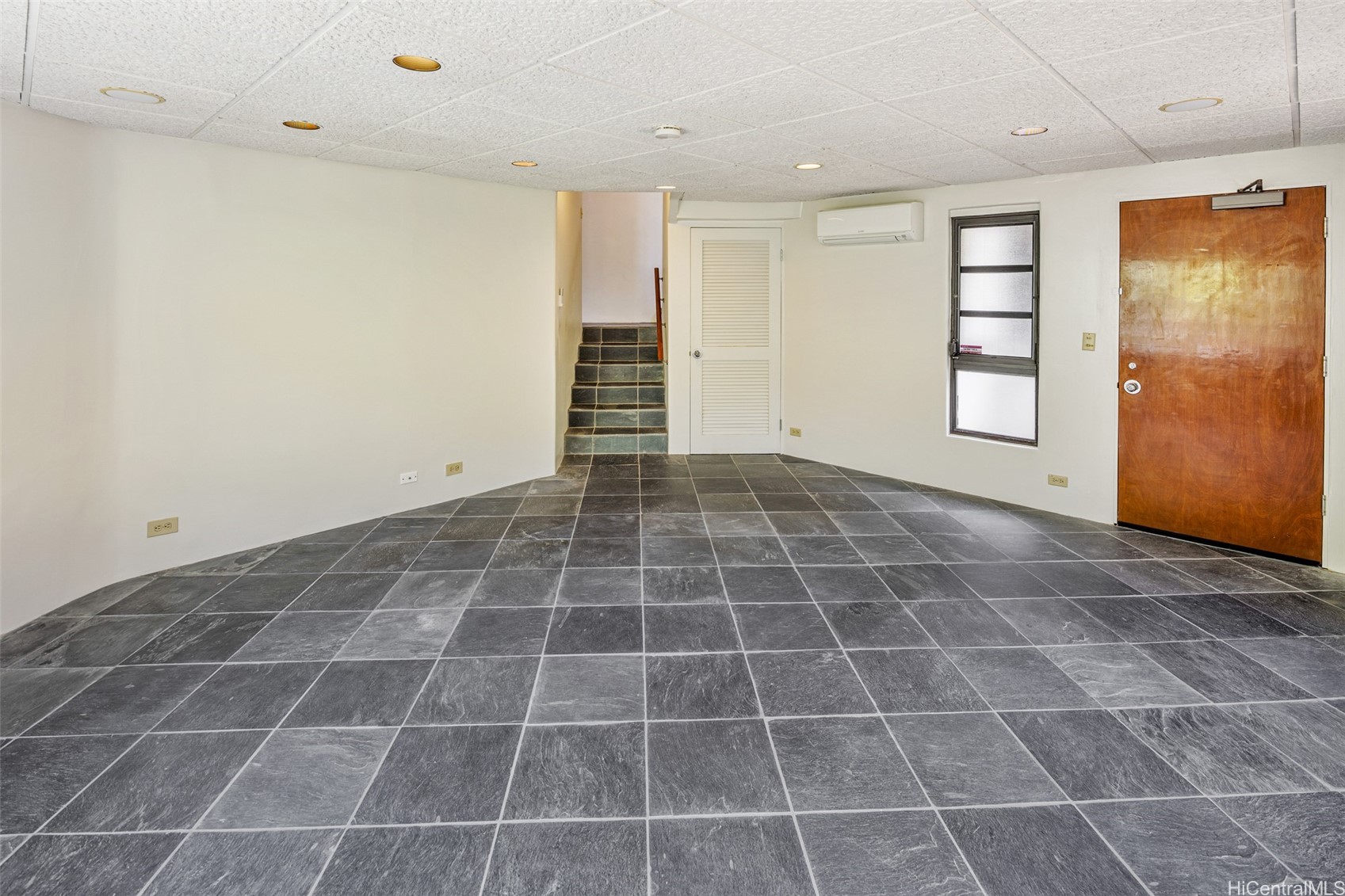1 Kimo Drive Property Photo 15