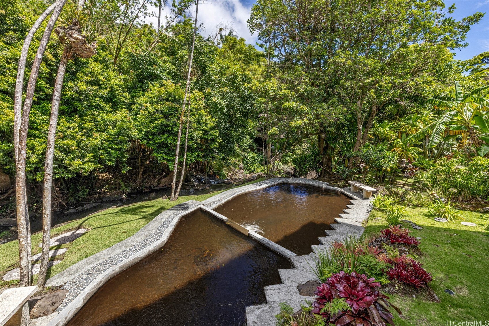 1 Kimo Drive Property Photo 19