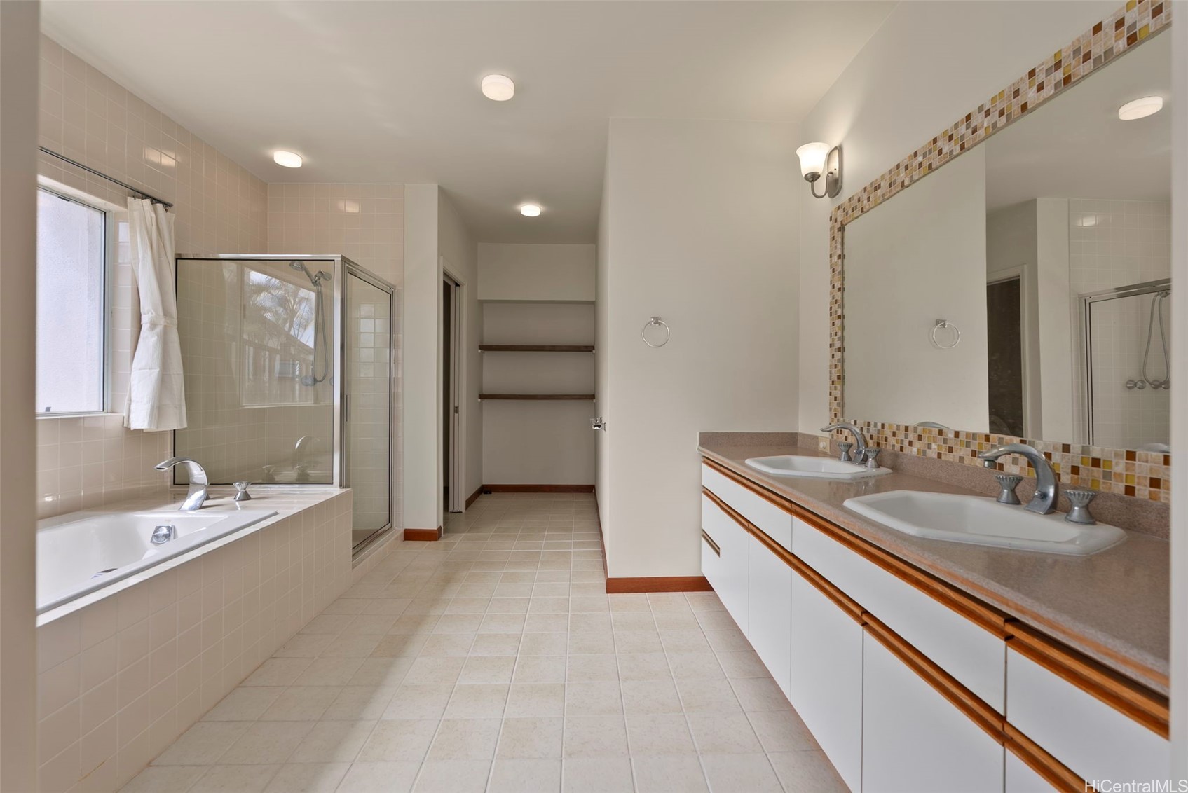 167 Maono Place Property Photo 13