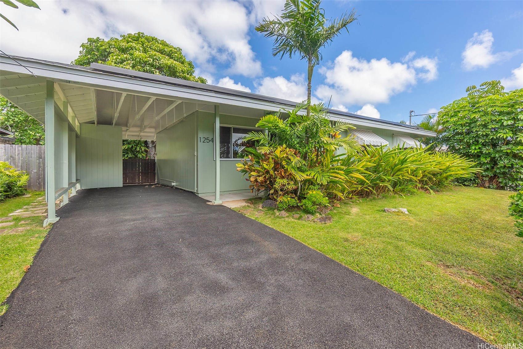 1254 Ulupii Street Property Photo 22