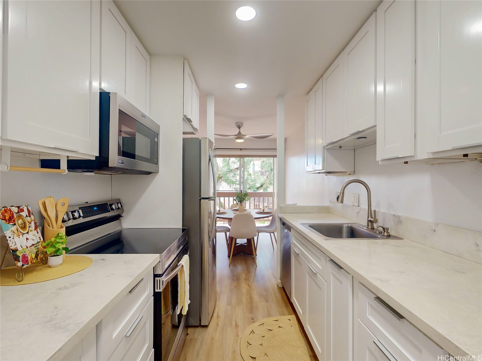 46-078 Emepela Place D201 Property Photo 6
