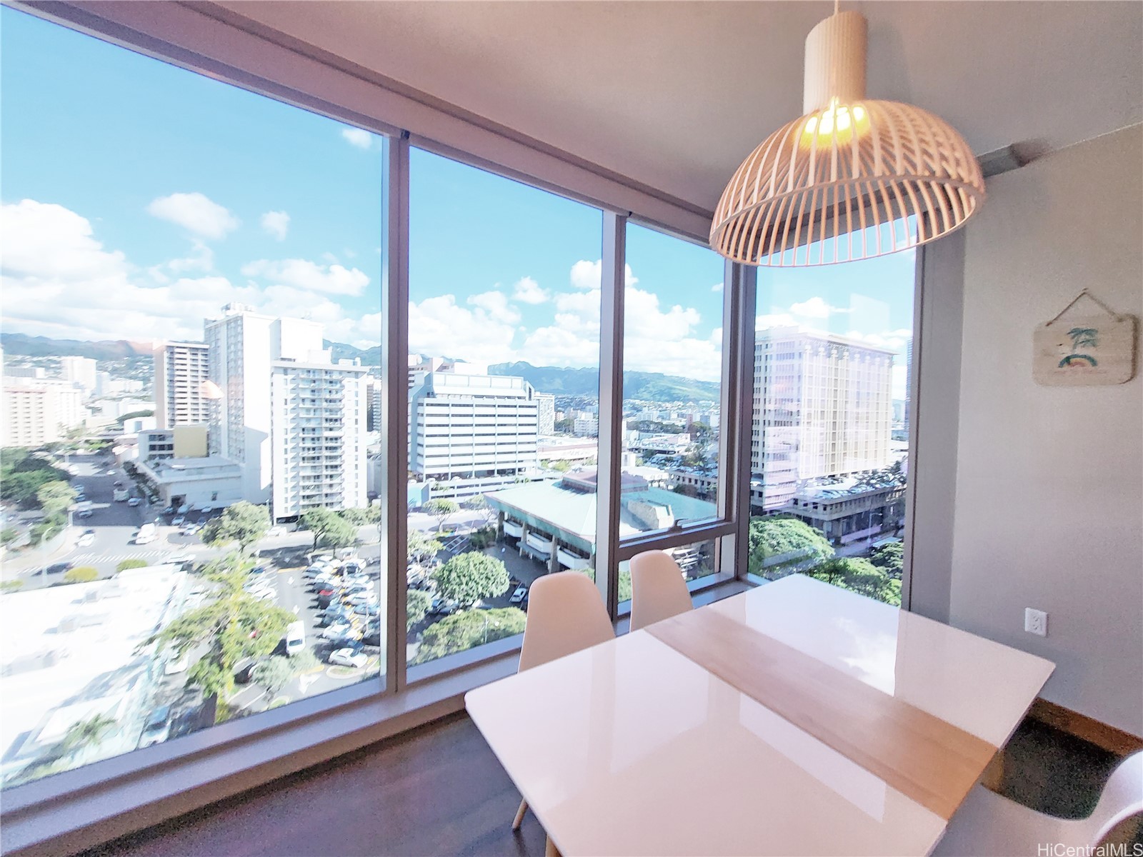1555 Kapiolani Boulevard 1012 Property Photo 6