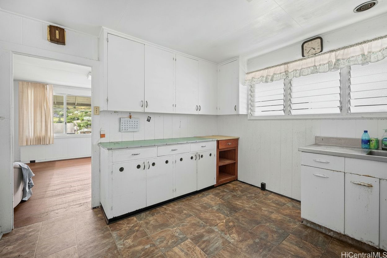 2232 Star Road Property Photo 8