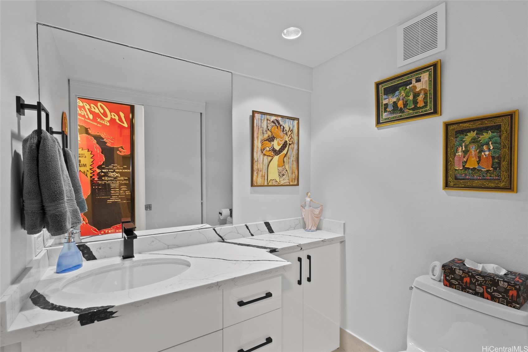 2029 Ala Wai Boulevard Ph2 Property Photo 13