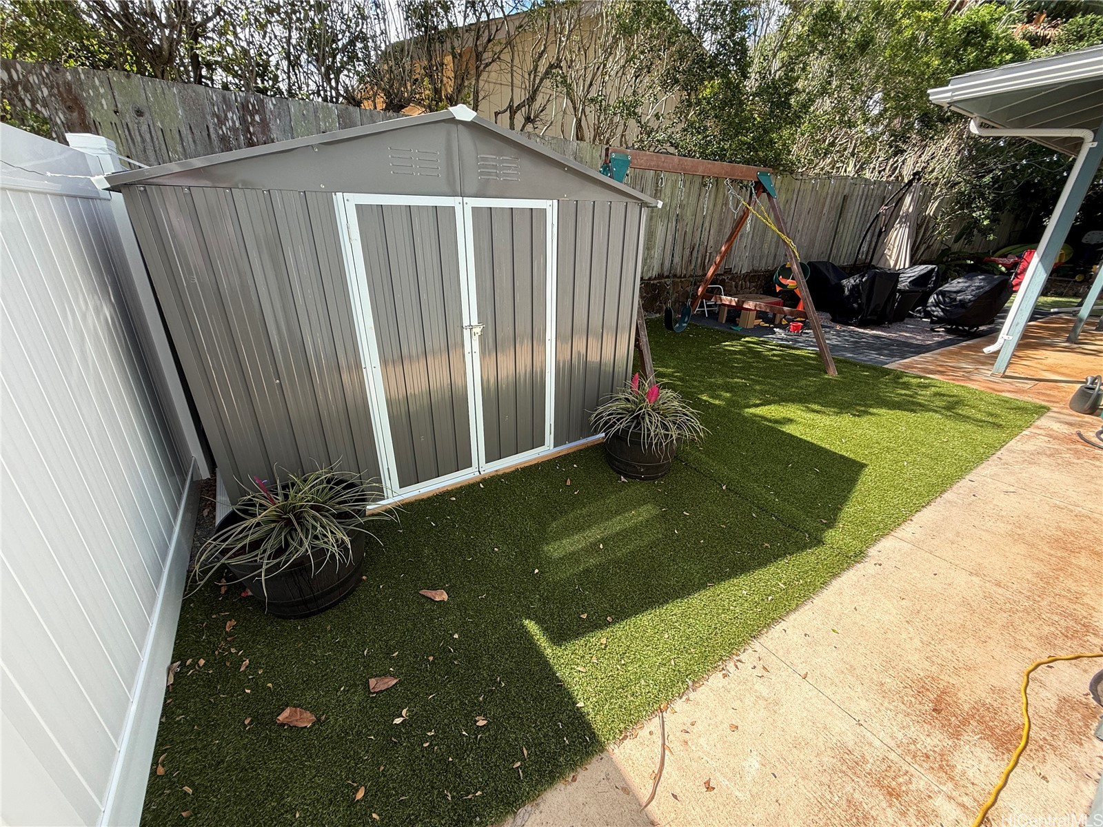 1268 Ulupii Street Property Photo 2