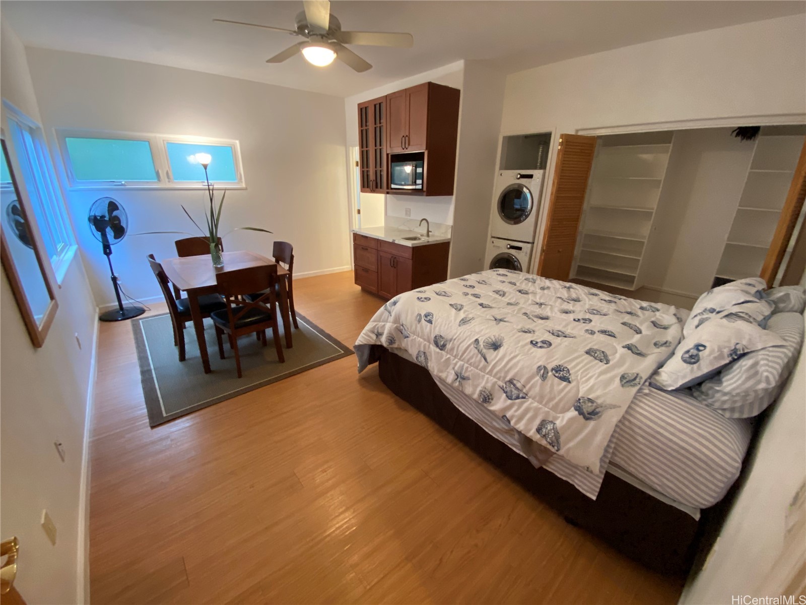 1268 Ulupii Street Property Photo 9