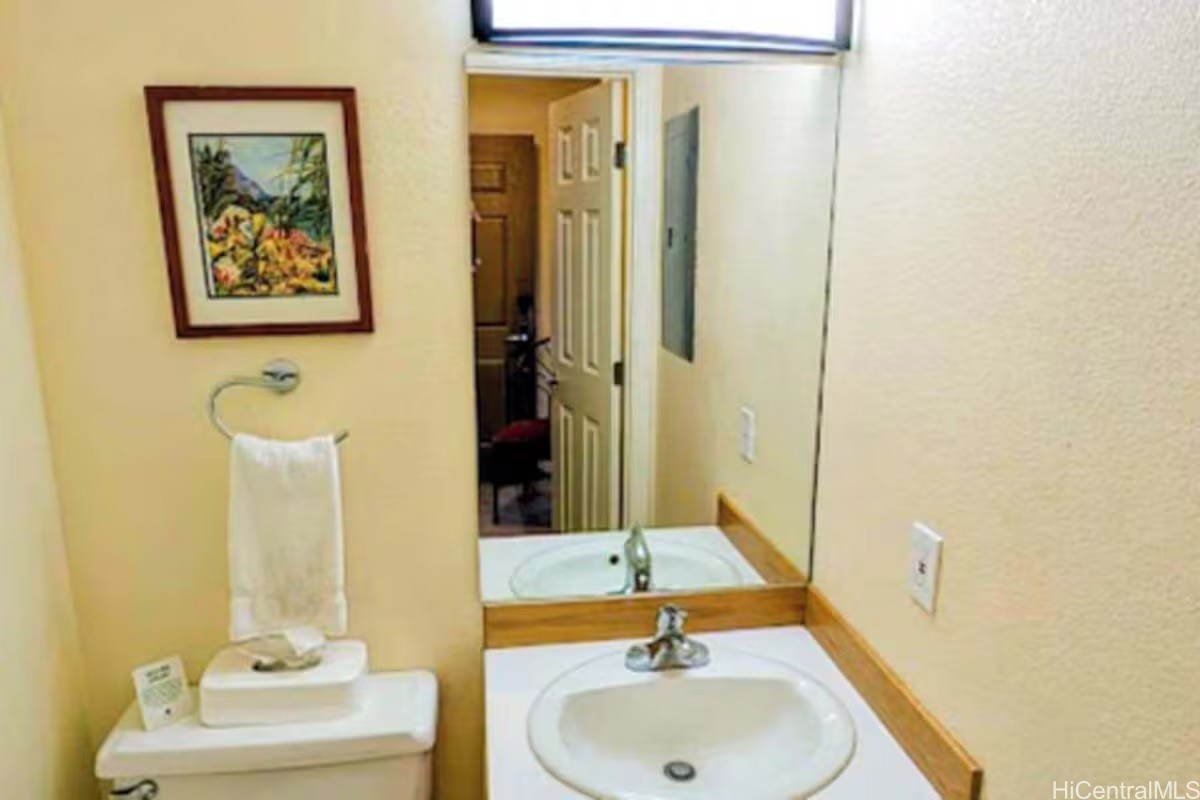 3411 Wilcox Road I-111 Property Photo 11