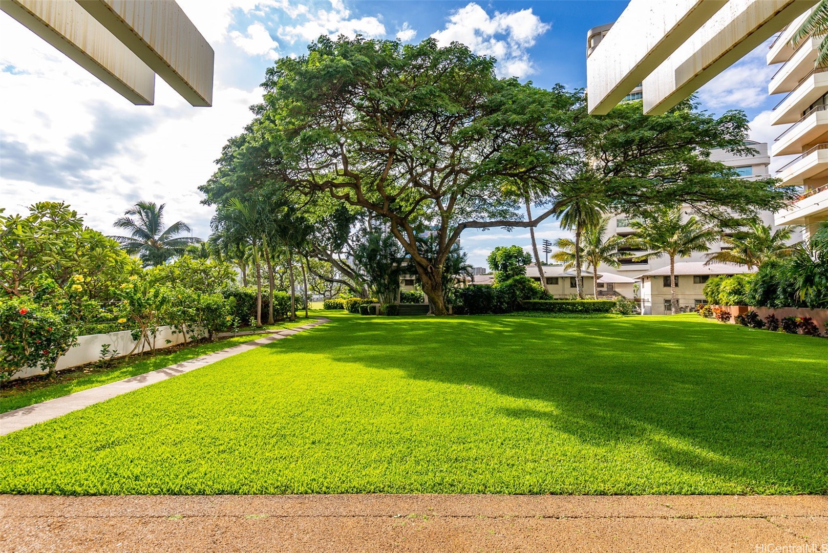 2333 Kapiolani Boulevard 814 Property Photo 19