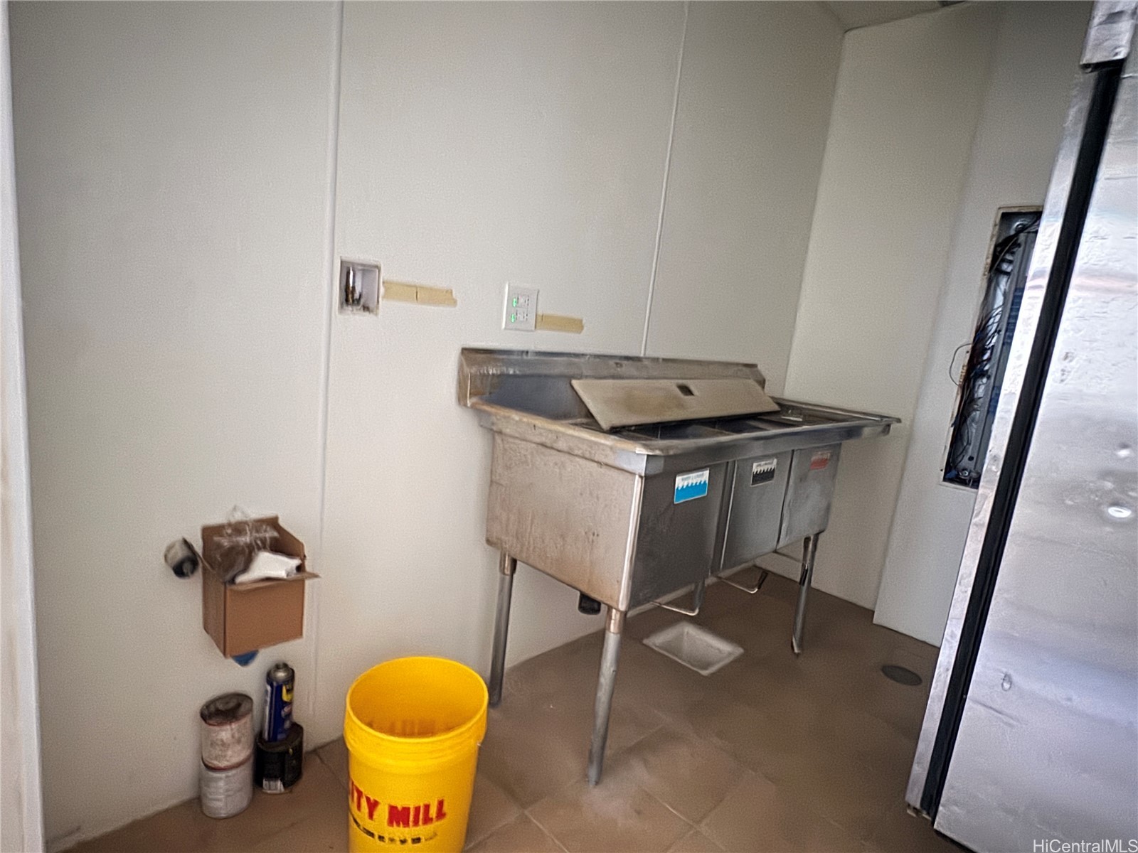 602 Queen Street C1 Property Photo 6