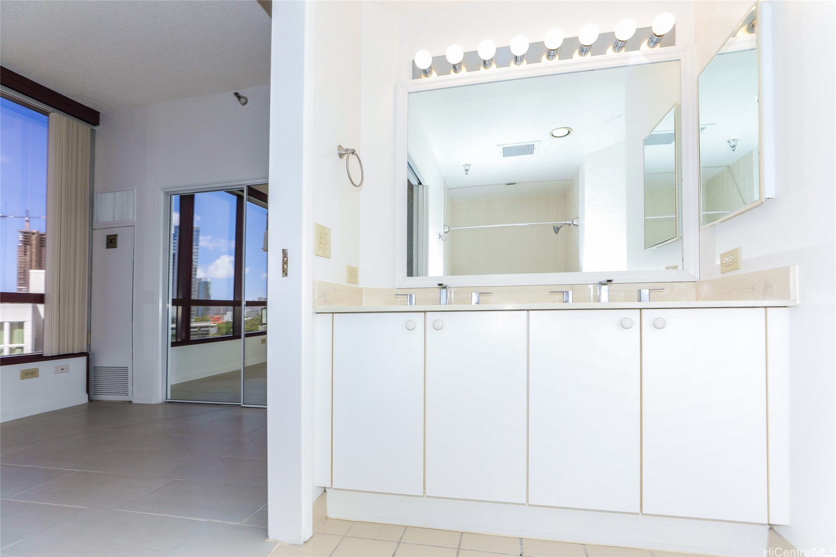 725 Kapiolani Boulevard 802 Property Photo 11
