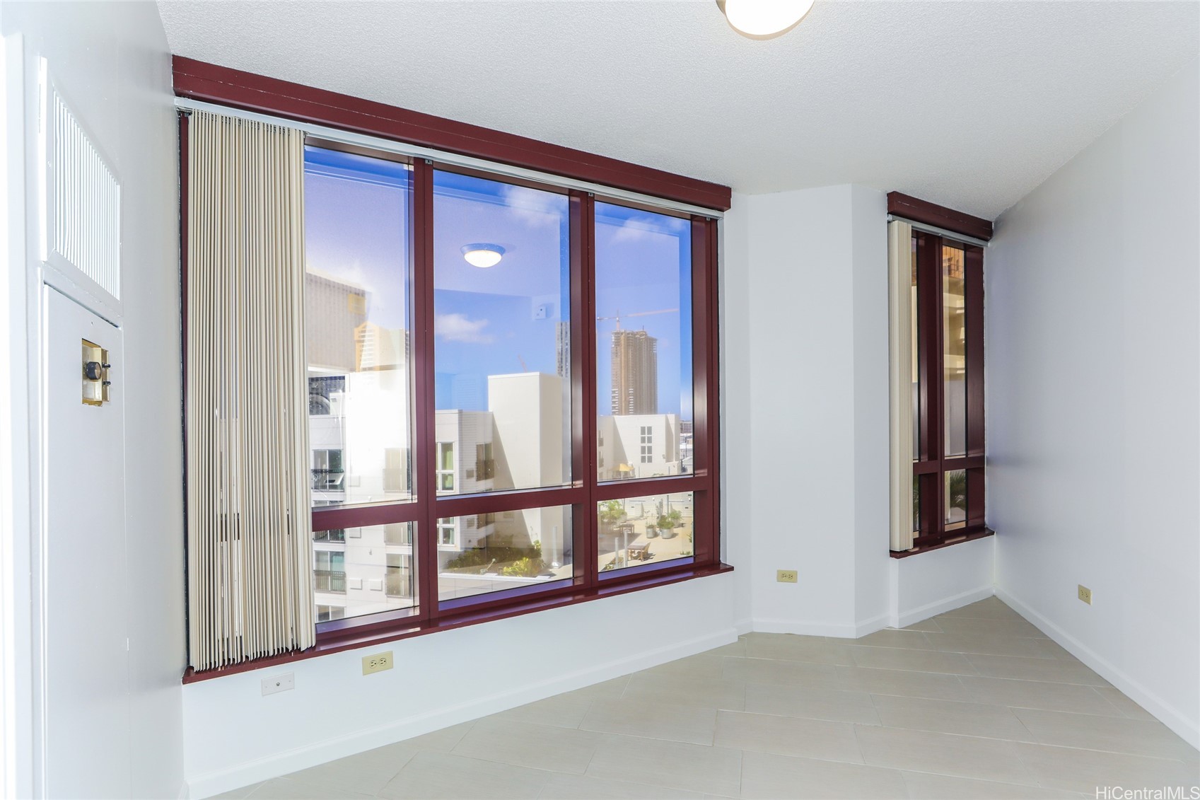 725 Kapiolani Boulevard 802 Property Photo 13