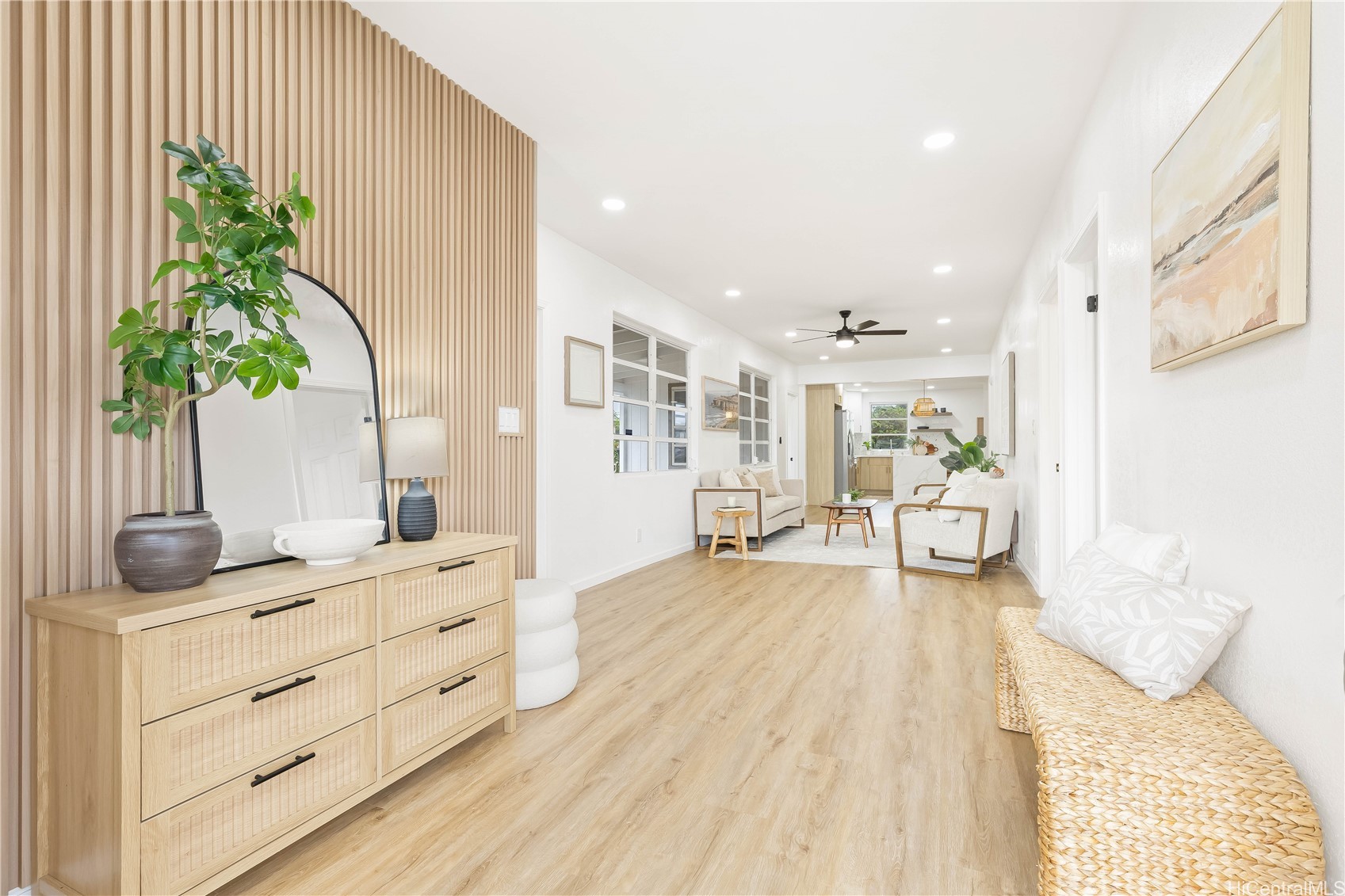 47 Kukui Street Property Photo 1