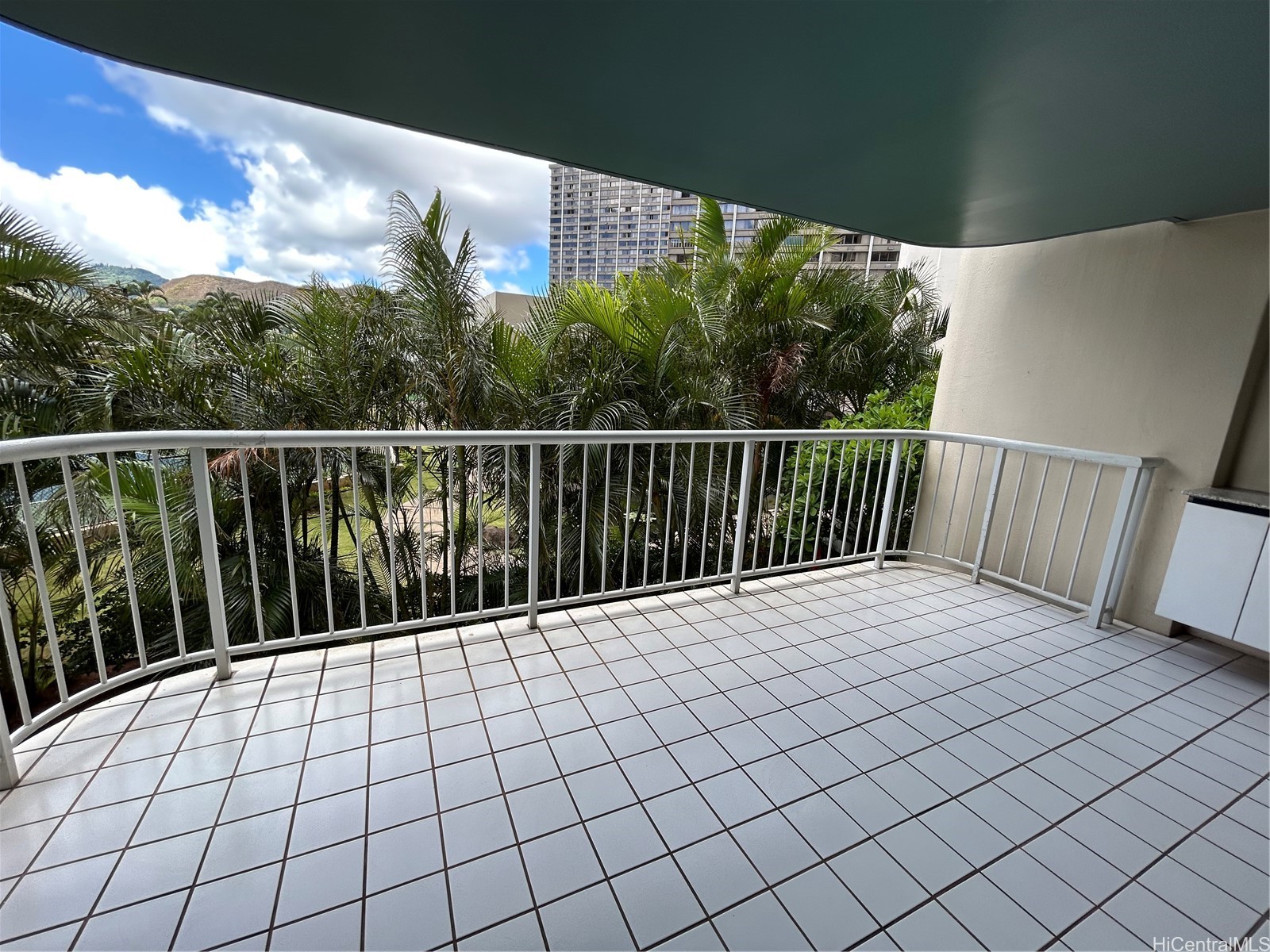 1212 Nuuanu Avenue 910 Property Photo 8