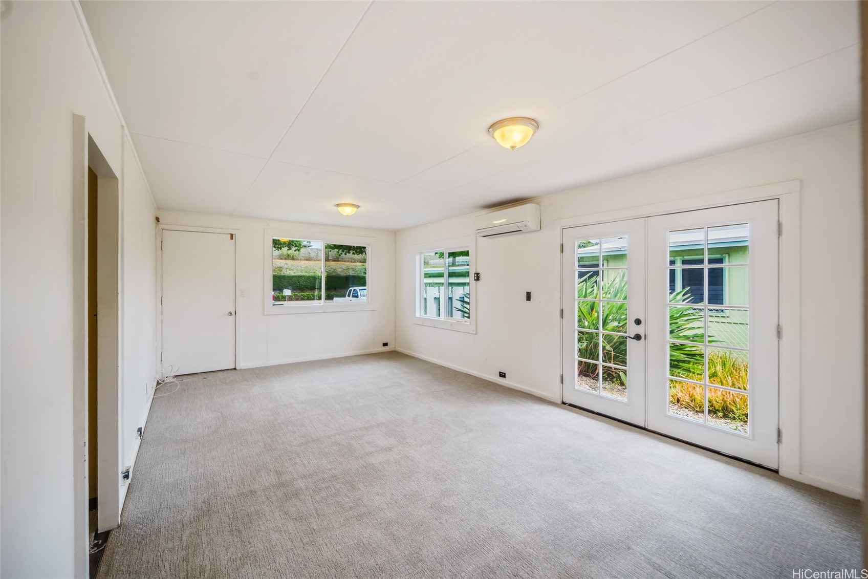 91-611 Papipi Road Property Photo 4