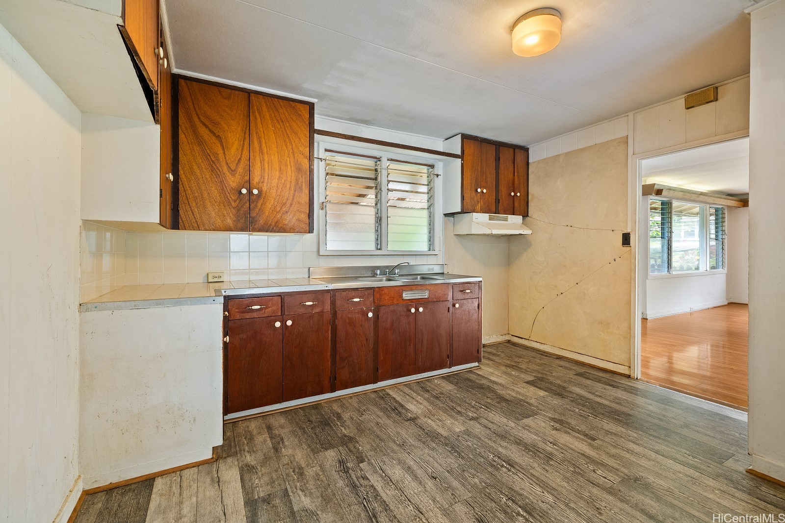 98-256 Hale Momi Place Property Photo 6
