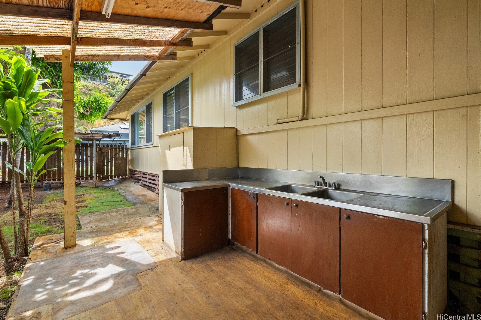 98-256 Hale Momi Place Property Photo 21