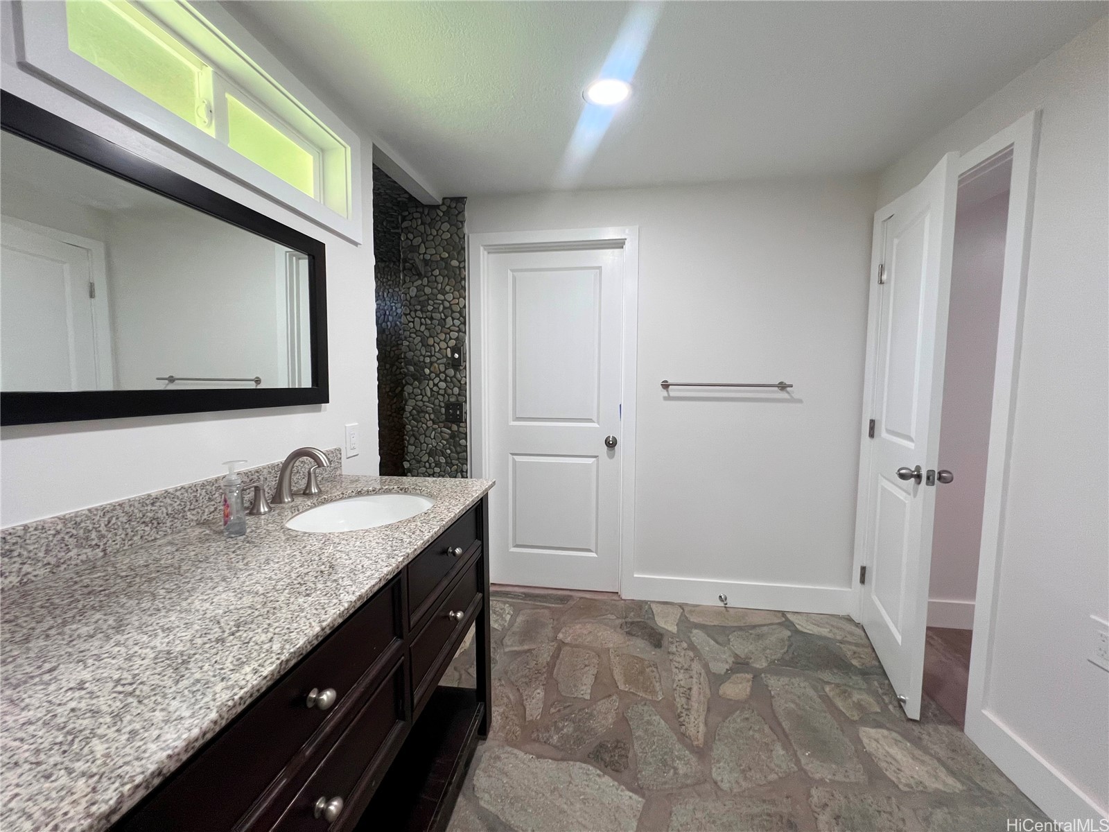 67-329 Farrington Highway B Property Photo 10