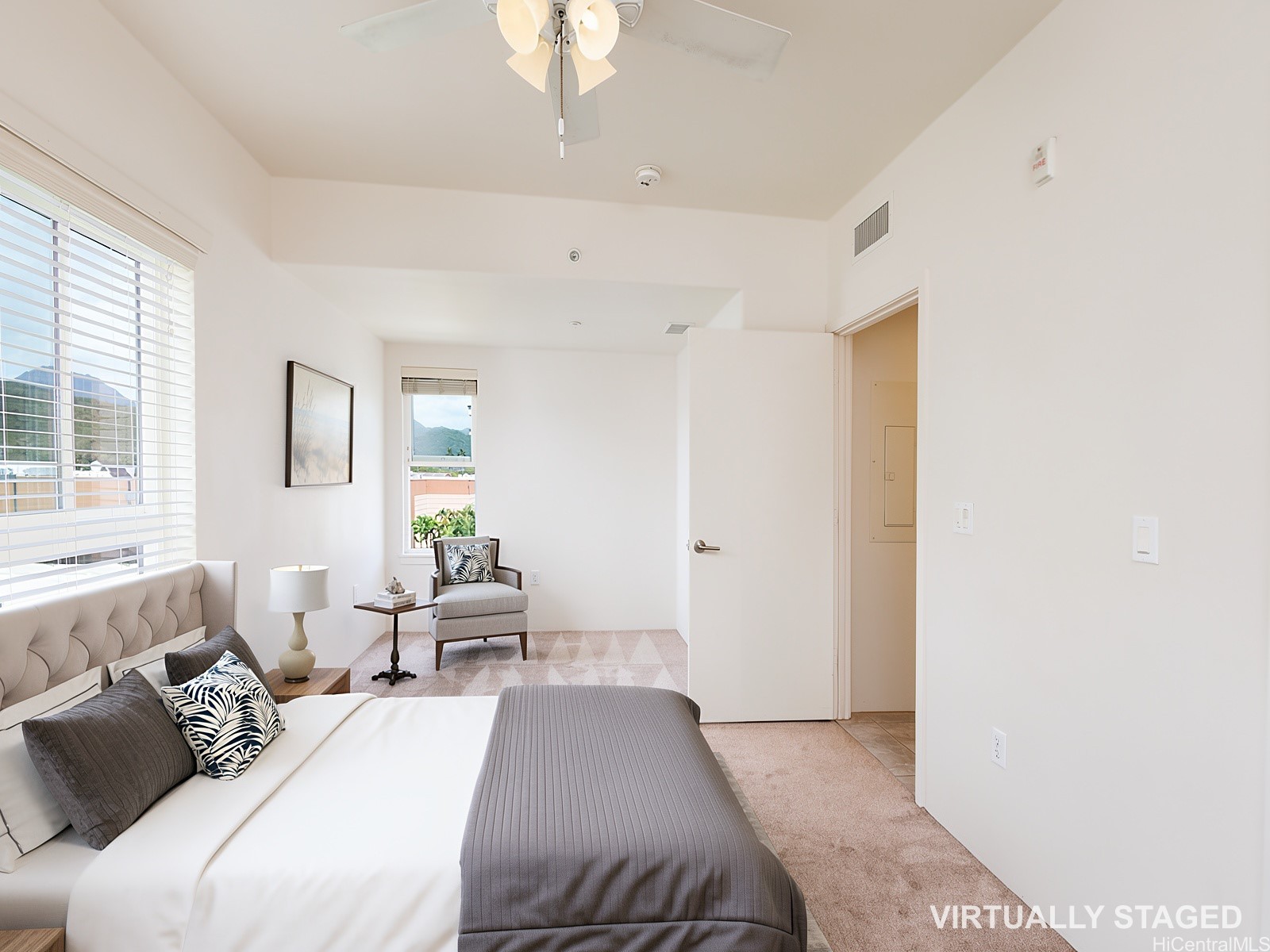 445 Kailua Road 5304 Property Photo 4