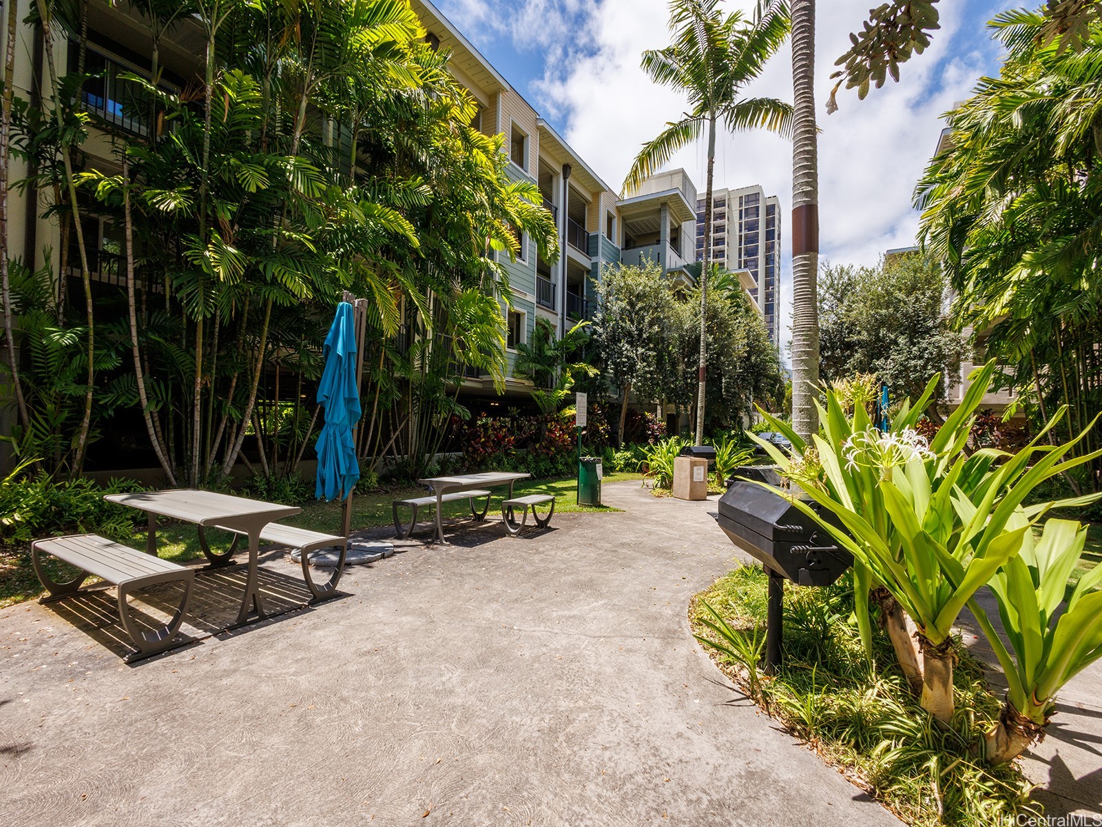 445 Kailua Road 5304 Property Photo 14