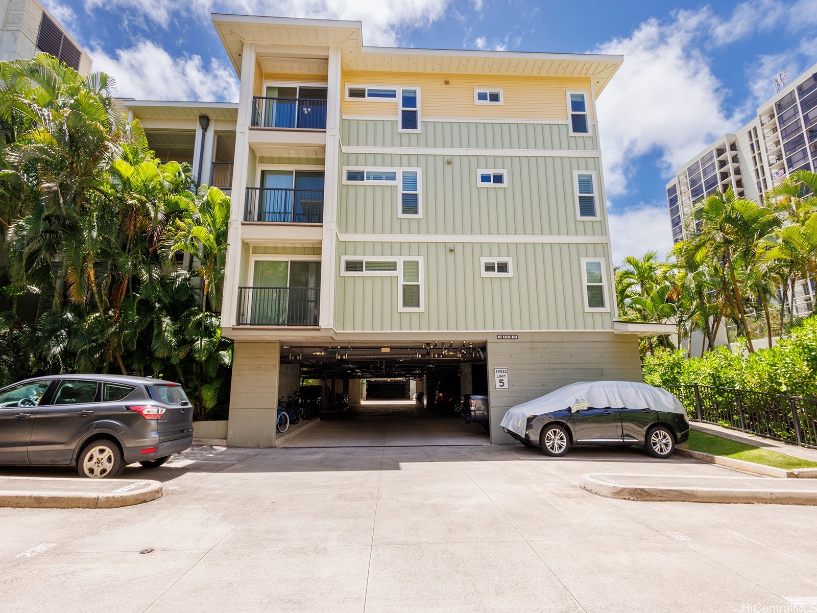 445 Kailua Road 5304 Property Photo 15