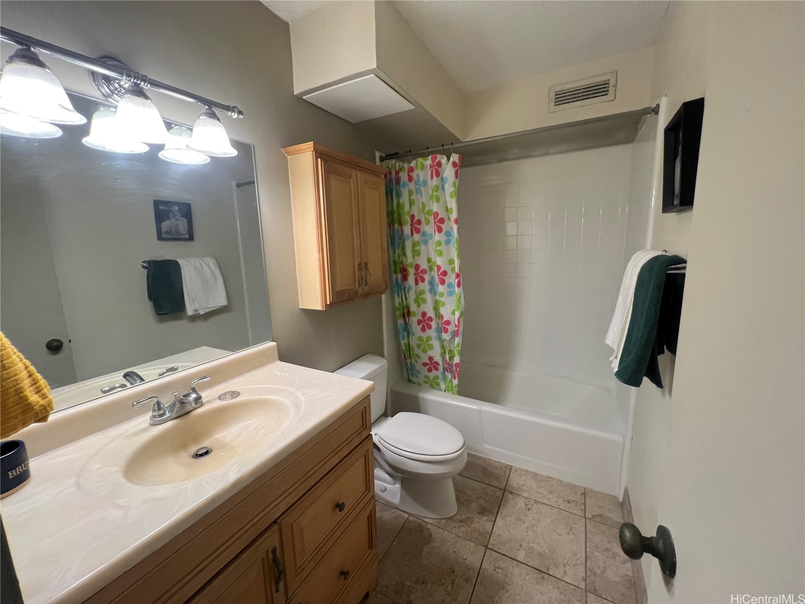 1867 Kaioo Drive 307 Property Photo 5