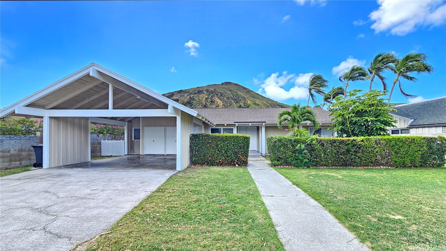 631 Kaumaka Place Property Photo 1