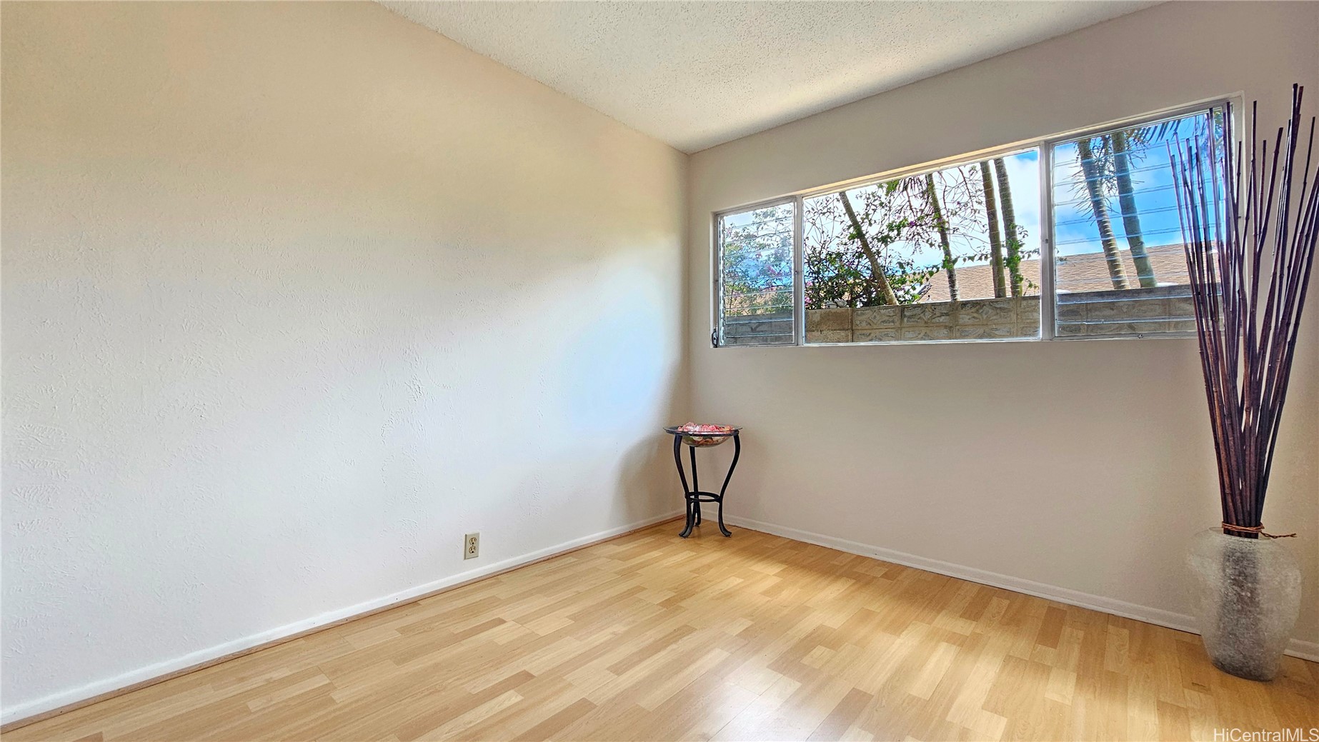 631 Kaumaka Place Property Photo 18