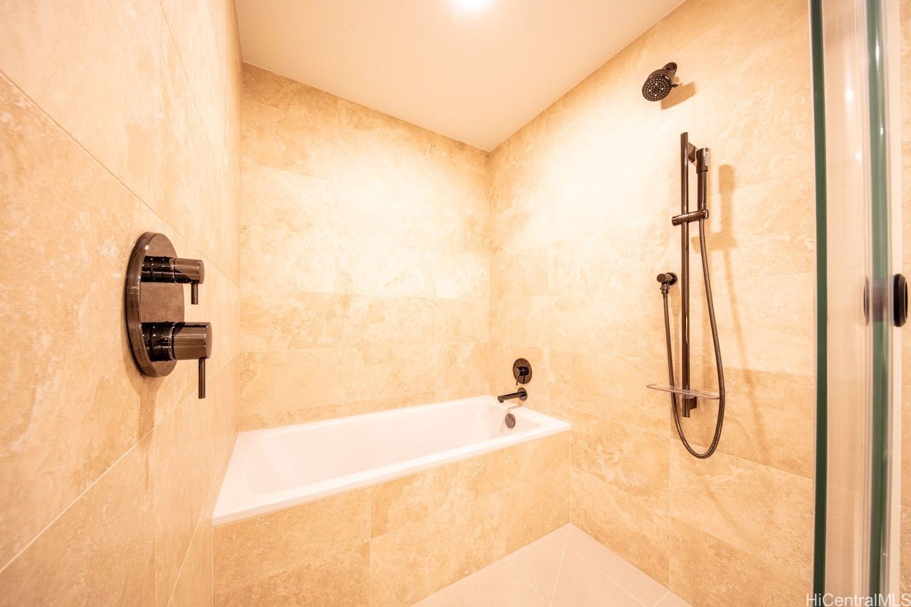 333 Ward Avenue 2701 Property Photo 9